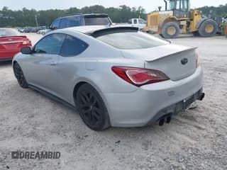 ✅ 2013 Hyundai Genesis Coupe Premium • VIN: KMHHT6KD0DU110084 • Lot: 42326661. Wystawiony na IAAI z przebiegiem 90 233 mil. Bezpłatny archiwum sprzedaży aukcyjnych z USA i szczegółowy raport historii pojazdu na DreamBid. Zdjęcie 3.