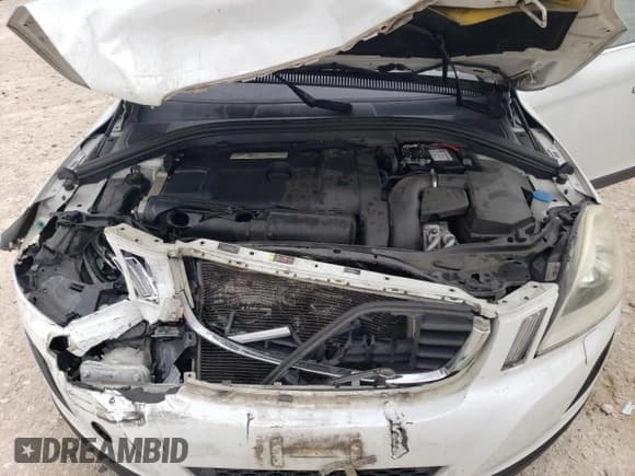 ✅ 2013 Volvo XC60 3.2L • VIN: YV4952DL2D2448207 • Lot: 54915375. Listed on Copart with 135,270 mi. Free auction sales archive from the USA and detailed vehicle history report at DreamBid. Image 12.