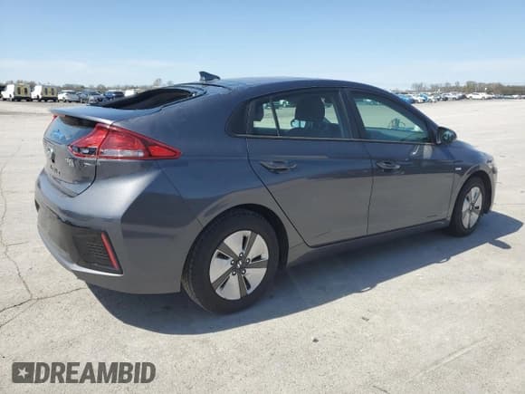 ✅ 2019 Hyundai Ioniq Blue • VIN: KMHC65LC4KU125489 • Lot: 51063565. Wystawiony na Copart z przebiegiem 105 045 mil. Bezpłatny archiwum sprzedaży aukcyjnych z USA i szczegółowy raport historii pojazdu na DreamBid. Zdjęcie 3.