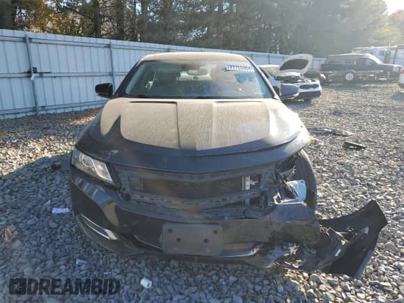 2017 Chevrolet Impala LT z VIN 2G1105S33H9118224, wystawiony jako Copart lot #77755954 z przebiegiem 92 300 mil mil oraz Szkoda całkowita • Salvage title. Historia ofert i sprzedaży dostępna na DreamBid. Obrazek 5.