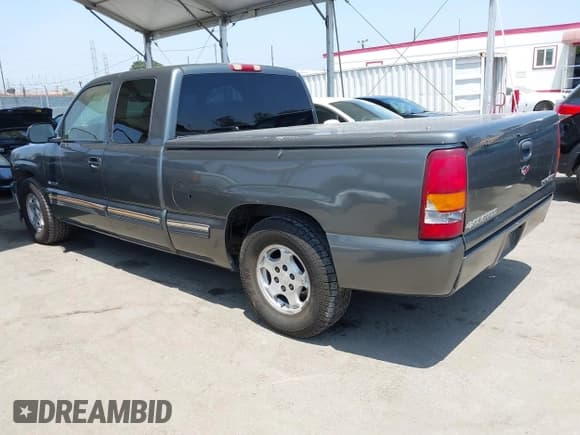 ✅ 2000 Chevrolet Silverado 1500 LT • VIN: 1GCEC19T0YZ139455 • Лот: 42447520. Опубликован ранее на IAAI с пробегом 284 539 миль. Бесплатный доступ к архиву аукционных продаж из США и подробный отчёт об истории автомобиля на DreamBid. Изображение 3.