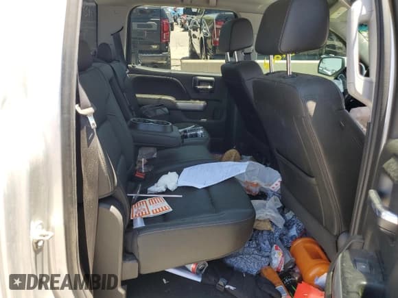 ✅ 2018 Chevrolet Silverado 1500 LT • VIN: 3GCUKREC2JG118874 • Лот: 59123584. Опубликован ранее на Copart с пробегом Не указан. Бесплатный доступ к архиву аукционных продаж из США и подробный отчёт об истории автомобиля на DreamBid. Изображение 10.