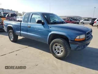✅ 2003 Dodge Dakota • VIN: 1D7GG32NX3S252020 • Lot: 83869424. Wystawiony na Copart z przebiegiem 258 061 mil. Bezpłatny archiwum sprzedaży aukcyjnych z USA i szczegółowy raport historii pojazdu na DreamBid. Zdjęcie 4.