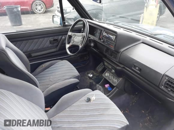 ✅ 1989 Volkswagen Cabriolet • VIN: WVWCA0153KKO31318 • Lot: 43657545. Listed on IAAI with 138,095 mi. Free auction sales archive from the USA and detailed vehicle history report at DreamBid. Image 5.