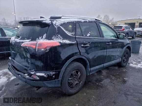 ✅ 2017 Toyota RAV4 LE • VIN: 2T3BFREV0HW570961 • Lot: 95634985. Listed on Copart with 61,702 mi. Free auction sales archive from the USA and detailed vehicle history report at DreamBid. Image 3.