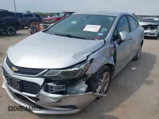 2017 Chevrolet Cruze LT с VIN 1G1BE5SM4H7111511, выставлен на аукционе IAAI как лот 43165045 с пробегом 140 515 миль миль и . История ставок и продаж доступна на DreamBid. Изображение 6.