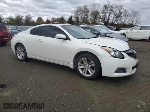 ✅ 2013 Nissan Altima S • VIN: 1N4AL2EP3DC287387 • Лот: 90567975. Опубликован ранее на Copart с пробегом 91 154 миль. Бесплатный доступ к архиву аукционных продаж из США и подробный отчёт об истории автомобиля на DreamBid. Изображение 4.