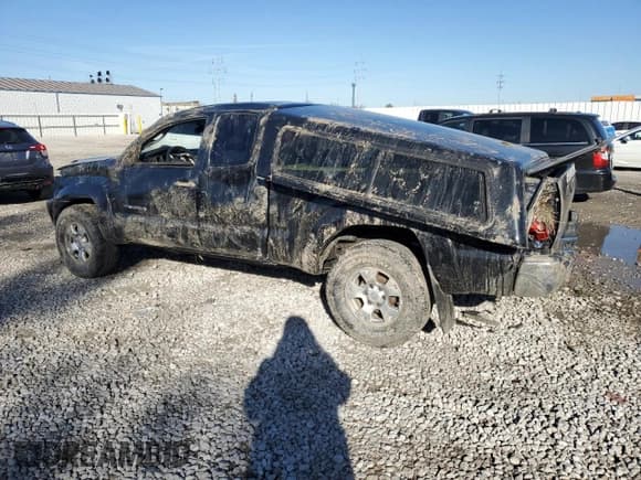 ✅ 2008 Toyota Tacoma • VIN: 5TEUU42N88Z481732 • Лот: 92465735. Опубликован ранее на Copart с пробегом 224 948 миль. Бесплатный доступ к архиву аукционных продаж из США и подробный отчёт об истории автомобиля на DreamBid. Изображение 2.