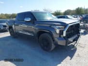 ✅ 2022 Toyota Tundra 1794 Edition • VIN: 5TFMA5DB9NX015571 • Lot: 41730283. Wystawiony na IAAI z przebiegiem 76 429 mil. Bezpłatny archiwum sprzedaży aukcyjnych z USA i szczegółowy raport historii pojazdu na DreamBid. Zdjęcie 1.