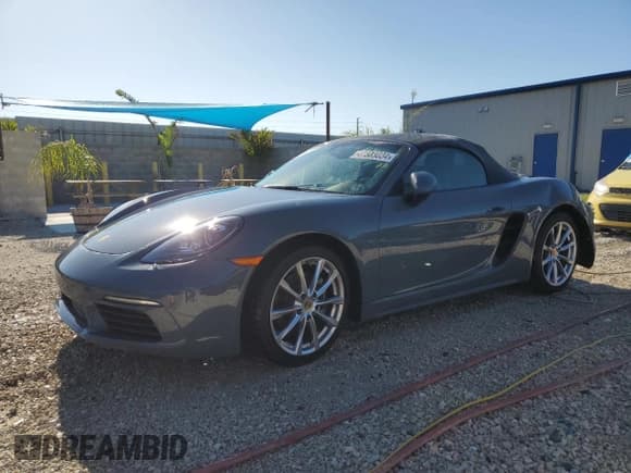 ✅ 2017 Porsche 718 Boxster • VIN: WP0CA2A85HS222172 • Lot: 47503034. Listed on Copart with 27,057 mi. Free auction sales archive from the USA and detailed vehicle history report at DreamBid. Image 1.