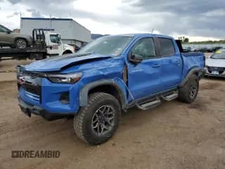 2025 Chevrolet Colorado 4WD ZR2 с VIN 1GCPTFEK7S1137968, выставлен на аукционе Copart как лот 80496565 с пробегом 15 401 миль миль и Чистый • Clean title. История ставок и продаж доступна на DreamBid. Изображение 1.