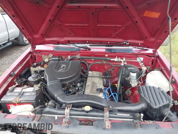 ✅ 1996 Nissan Frontier XE • VIN: 1N6SD11Y3TC386968 • Lot: 42960489. Wystawiony na IAAI z przebiegiem 90 846 mil. Bezpłatny archiwum sprzedaży aukcyjnych z USA i szczegółowy raport historii pojazdu na DreamBid. Zdjęcie 10.