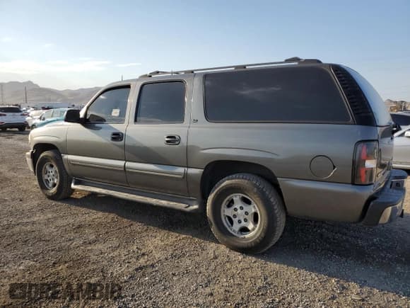 ✅ 2002 Chevrolet Suburban LS • VIN: 3GNEC16T42G306502 • Лот: 80507984. Опубликован ранее на Copart с пробегом 277 514 миль. Бесплатный доступ к архиву аукционных продаж из США и подробный отчёт об истории автомобиля на DreamBid. Изображение 2.