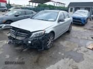 ✅ 2015 Mercedes-Benz S • VIN: WDDUG7KB8FA089717 • Лот: 42336025. Опубликован ранее на IAAI с пробегом 111 879 миль. Бесплатный доступ к архиву аукционных продаж из США и подробный отчёт об истории автомобиля на DreamBid. Изображение 2.