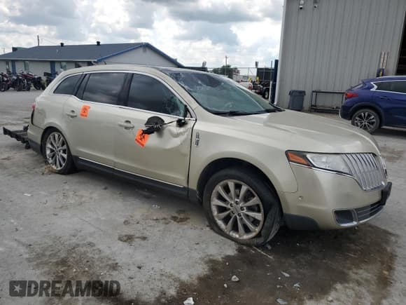 ✅ 2011 Lincoln MKT EcoBoost • VIN: 2LMHJ5AT9BBJ54200 • Lot: 67465695. Wystawiony na Copart z przebiegiem 172 772 mil. Bezpłatny archiwum sprzedaży aukcyjnych z USA i szczegółowy raport historii pojazdu na DreamBid. Zdjęcie 4.