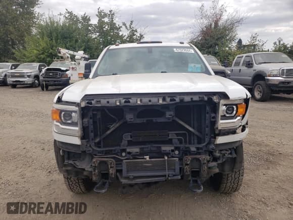 ✅ 2015 GMC Sierra 1500 • VIN: 1GD411CG3FF648494 • Лот: 67523504. Опубликован ранее на Copart с пробегом 133 250 миль. Бесплатный доступ к архиву аукционных продаж из США и подробный отчёт об истории автомобиля на DreamBid. Изображение 5.