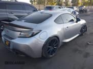 ✅ 2024 Toyota 86 Premium • VIN: JF1ZNBE13R8758179 • Lot: 43155427. Wystawiony na IAAI z przebiegiem 18 425 mil. Bezpłatny archiwum sprzedaży aukcyjnych z USA i szczegółowy raport historii pojazdu na DreamBid. Zdjęcie 4.