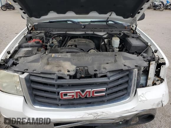 ✅ 2009 GMC Sierra 1500 • VIN: 1GTHC44K79E142956 • Лот: 80669944. Опубликован ранее на Copart с пробегом 309 022 миль. Бесплатный доступ к архиву аукционных продаж из США и подробный отчёт об истории автомобиля на DreamBid. Изображение 11.