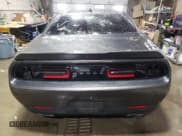 ✅ 2018 Dodge Challenger T/A • VIN: 2C3CDZBT9JH160988 • Lot: 37945494. Wystawiony na Copart z przebiegiem 86 533 mil. Bezpłatny archiwum sprzedaży aukcyjnych z USA i szczegółowy raport historii pojazdu na DreamBid. Zdjęcie 6.