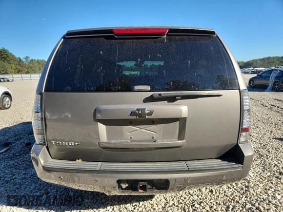 ✅ 2007 Chevrolet Tahoe LTZ • VIN: 1GNFC13J87J111399 • Lot: 82441935. Listed on Copart with 355,725 mi. Free auction sales archive from the USA and detailed vehicle history report at DreamBid. Image 6.