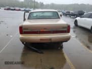 ✅ 1996 Lincoln Town Car Signature • VIN: 1LNLM82WXTY601239 • Лот: 82242785. Опубликован ранее на Copart с пробегом Не указан. Бесплатный доступ к архиву аукционных продаж из США и подробный отчёт об истории автомобиля на DreamBid. Изображение 6.