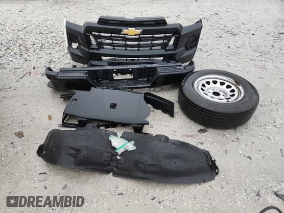 ✅ 2024 Chevrolet Colorado 2WD Work Truck • VIN: 1GCPSBEK5R1117210 • Лот: 85935025. Опубликован ранее на Copart с пробегом 32 435 миль. Бесплатный доступ к архиву аукционных продаж из США и подробный отчёт об истории автомобиля на DreamBid. Изображение 12.