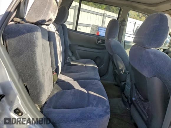 ✅ 2004 Hyundai Santa Fe GLS • VIN: KM8SC13D44U731514 • Lot: 93293825. Listed on Copart with 213,783 mi. Free auction sales archive from the USA and detailed vehicle history report at DreamBid. Image 11.