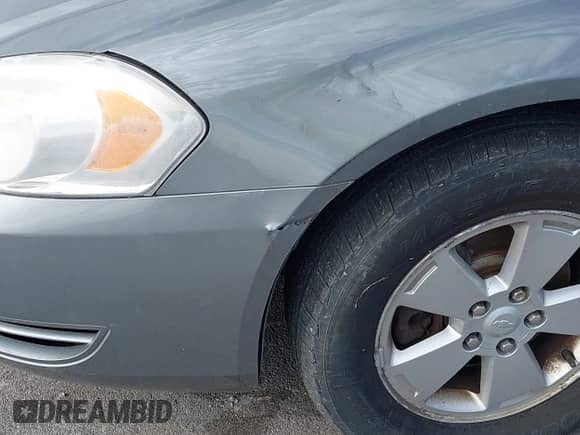 2007 Chevrolet Impala LT z VIN 2G1WT58KX79367792, wystawiony jako IAAI lot #43602663 z przebiegiem 212 534 mil mil oraz . Historia ofert i sprzedaży dostępna na DreamBid. Obrazek 6.