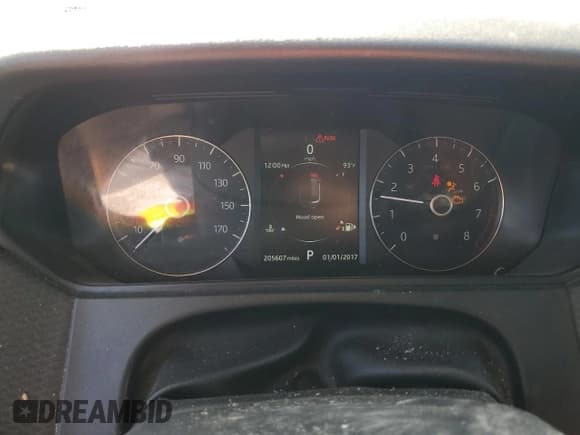 ✅ 2018 Land Rover Range Rover Velar S • VIN: SALYB2RX7JA706430 • Lot: 84448625. Listed on Copart with 205,607 mi. Free auction sales archive from the USA and detailed vehicle history report at DreamBid. Image 9.