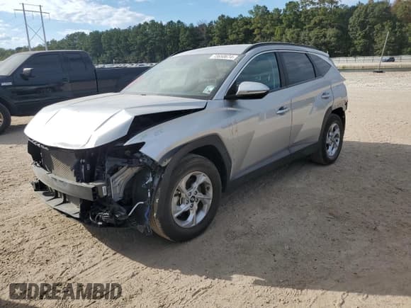 ✅ 2022 Hyundai Tucson SEL • VIN: 5NMJB3AE9NH121210 • Lot: 73650674. Listed on Copart with 22,640 mi. Free auction sales archive from the USA and detailed vehicle history report at DreamBid. Image 1.