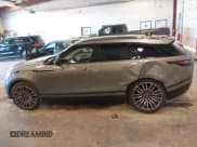 ✅ 2023 Land Rover Range Rover Velar R-Dynamic S • VIN: SALYT2EU3PA353170 • Лот: 43391986. Опубликован ранее на IAAI с пробегом 18 623 миль. Бесплатный доступ к архиву аукционных продаж из США и подробный отчёт об истории автомобиля на DreamBid. Изображение 14.