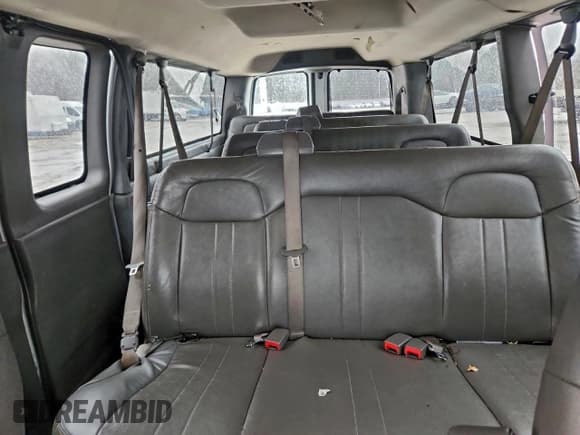 ✅ 2016 GMC Savana • VIN: 1GJZ7NFF5G1223403 • Лот: 94240315. Опубликован ранее на Copart с пробегом 184 780 миль. Бесплатный доступ к архиву аукционных продаж из США и подробный отчёт об истории автомобиля на DreamBid. Изображение 10.