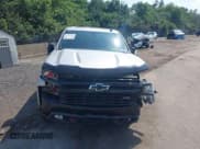 ✅ 2020 Chevrolet Silverado 1500 LT Trail Boss • VIN: 1GCPYFED3LZ190222 • Lot: 42757917. Wystawiony na IAAI z przebiegiem Nie podano. Bezpłatny archiwum sprzedaży aukcyjnych z USA i szczegółowy raport historii pojazdu na DreamBid. Zdjęcie 12.