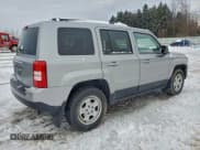 ✅ 2015 Jeep Patriot Altitude • VIN: 1C4NJRBB2FD197888 • Лот: 94749565. Опубликован ранее на Copart с пробегом 86 646 миль. Бесплатный доступ к архиву аукционных продаж из США и подробный отчёт об истории автомобиля на DreamBid. Изображение 3.