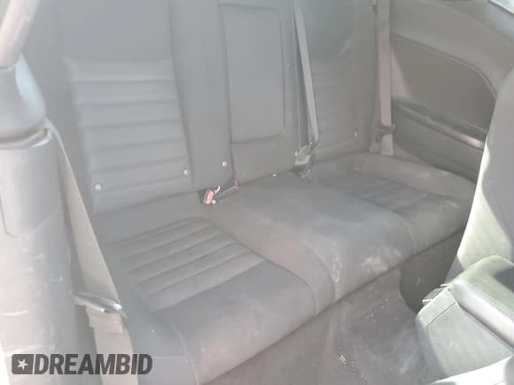 ✅ 2010 Dodge Challenger SE • VIN: 2B3CJ4DV0AH319453 • Lot: 85940654. Wystawiony na Copart z przebiegiem 239 518 mil. Bezpłatny archiwum sprzedaży aukcyjnych z USA i szczegółowy raport historii pojazdu na DreamBid. Zdjęcie 10.