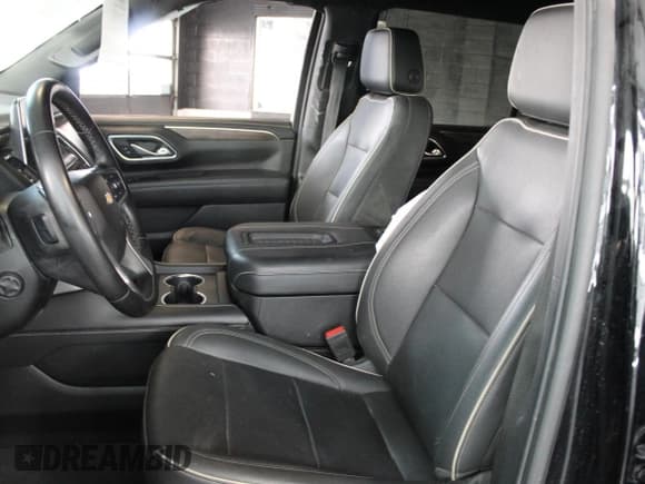 ✅ 2023 Chevrolet Suburban Premier • VIN: 1GNSCFKD6PR452020 • Lot: 90104625. Wystawiony na Copart z przebiegiem 39 600 mil. Bezpłatny archiwum sprzedaży aukcyjnych z USA i szczegółowy raport historii pojazdu na DreamBid. Zdjęcie 1.