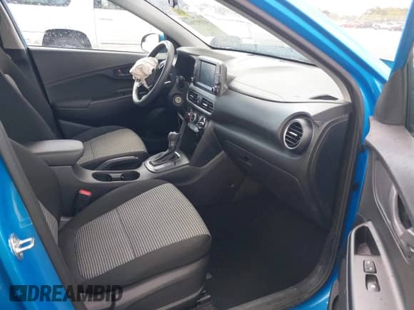 2018 Hyundai Kona SE with VIN KM8K12AA9JU147870, listed as a IAAI auction lot 43393304 with 62,014 mi miles and . Bid and sale history available at DreamBid. Image 5.