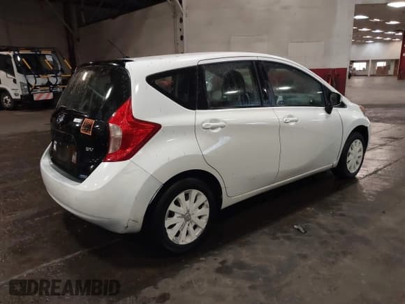✅ 2015 Nissan Note S • VIN: 3N1CE2CP4FL394944 • Lot: 43907648. Listed on IAAI with 61,173 mi. Free auction sales archive from the USA and detailed vehicle history report at DreamBid. Image 4.