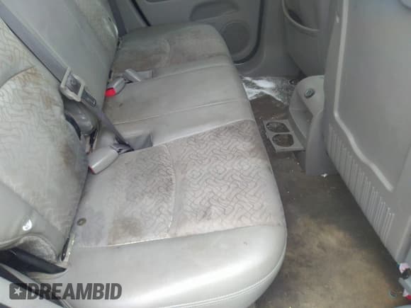 ✅ 2007 Saturn VUE V6 • VIN: 5GZCZ53497S839544 • Lot: 36380494. Wystawiony na IAAI z przebiegiem Nie podano. Bezpłatny archiwum sprzedaży aukcyjnych z USA i szczegółowy raport historii pojazdu na DreamBid. Zdjęcie 8.