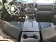 ✅ 2019 Chevrolet Silverado 1500 High Country • VIN: 1GCUYHED7KZ167037 • Lot: 72798294. Wystawiony na Copart z przebiegiem 179 889 mil. Bezpłatny archiwum sprzedaży aukcyjnych z USA i szczegółowy raport historii pojazdu na DreamBid. Zdjęcie 8.