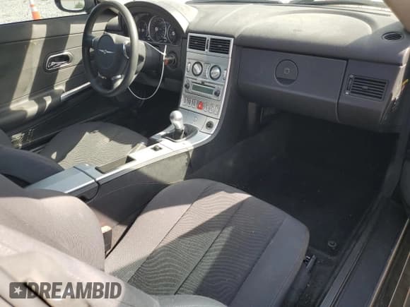 ✅ 2005 Chrysler Crossfire • VIN: 1C3AN59L15X033415 • Лот: 72519304. Опубликован ранее на Copart с пробегом 38 198 миль. Бесплатный доступ к архиву аукционных продаж из США и подробный отчёт об истории автомобиля на DreamBid. Изображение 8.