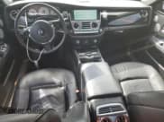✅ 2014 Rolls-Royce Ghost • VIN: SCA664S57EUX52746 • Лот: 84238285. Опубликован ранее на Copart с пробегом 52 371 миль. Бесплатный доступ к архиву аукционных продаж из США и подробный отчёт об истории автомобиля на DreamBid. Изображение 8.