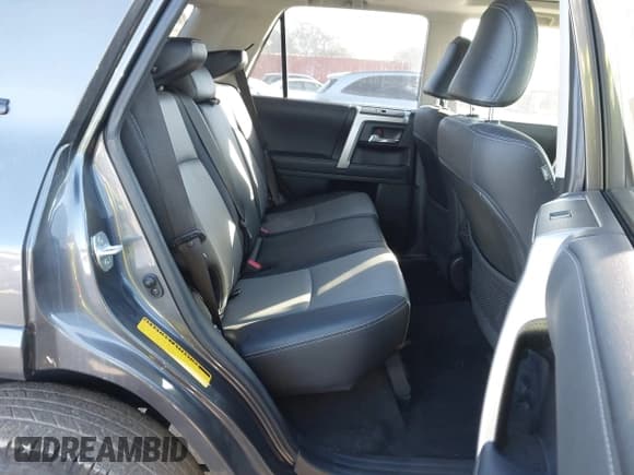 ✅ 2021 Toyota 4Runner SR5 Premium • VIN: JTEFU5JR5M5246555 • Лот: 43881236. Опубликован ранее на IAAI с пробегом 54 360 миль. Бесплатный доступ к архиву аукционных продаж из США и подробный отчёт об истории автомобиля на DreamBid. Изображение 8.