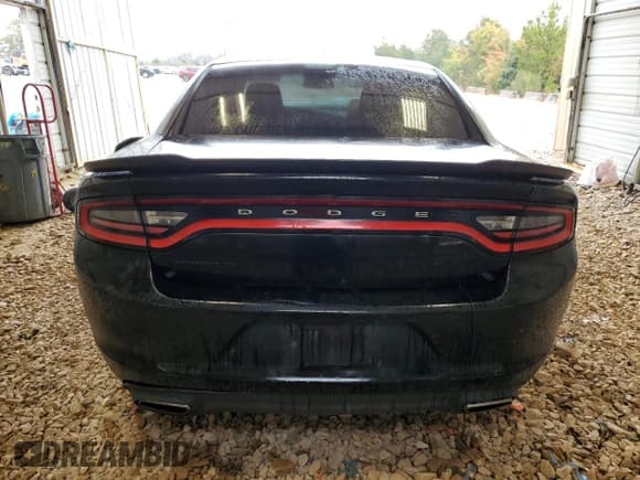 ✅ 2017 Dodge Charger SE • VIN: 2C3CDXBG5HH579325 • Lot: 82760615. Listed on Copart with 178,475 mi. Free auction sales archive from the USA and detailed vehicle history report at DreamBid. Image 6.
