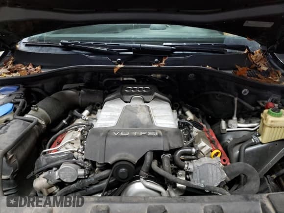 ✅ 2015 Audi Q7 S line Prestige • VIN: WA1DGAFE7FD017296 • Lot: 91050475. Wystawiony na Copart z przebiegiem 150 852 mil. Bezpłatny archiwum sprzedaży aukcyjnych z USA i szczegółowy raport historii pojazdu na DreamBid. Zdjęcie 12.