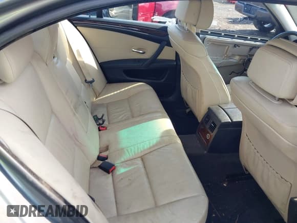 ✅ 2010 BMW 5 Series 528i xDrive • VIN: WBANV1C59AC444673 • Лот: 42441999. Опубликован ранее на IAAI с пробегом 146 687 миль. Бесплатный доступ к архиву аукционных продаж из США и подробный отчёт об истории автомобиля на DreamBid. Изображение 8.