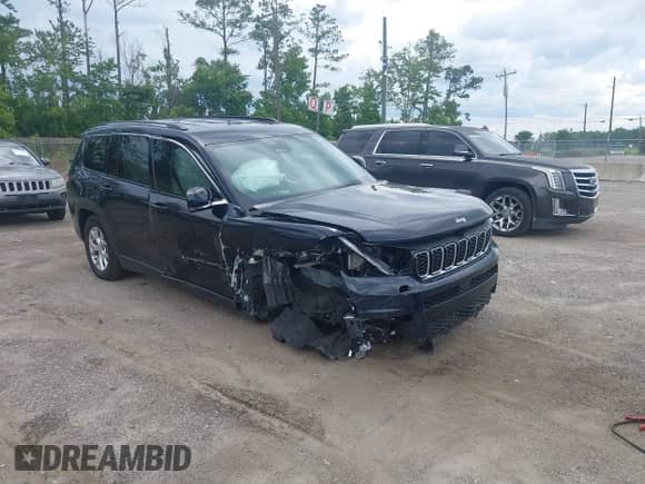 2024 Jeep Grand Cherokee Limited с VIN 1C4RJJBGXR8922522, выставлен на аукционе IAAI как лот 42552026 с пробегом 15 673 миль миль и . История ставок и продаж доступна на DreamBid. Изображение 1.