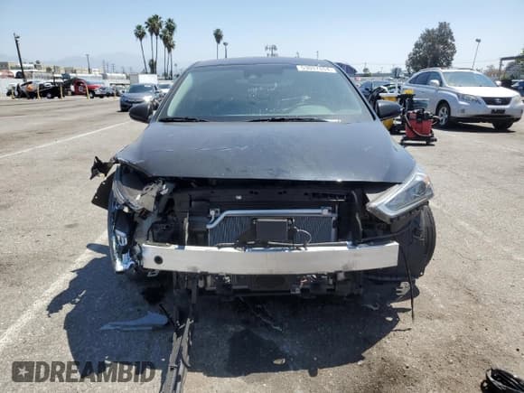 ✅ 2018 Hyundai Ioniq Limited • VIN: KMHC05LH1JU029024 • Lot: 53097804. Wystawiony na Copart z przebiegiem 58 101 mil. Bezpłatny archiwum sprzedaży aukcyjnych z USA i szczegółowy raport historii pojazdu na DreamBid. Zdjęcie 5.