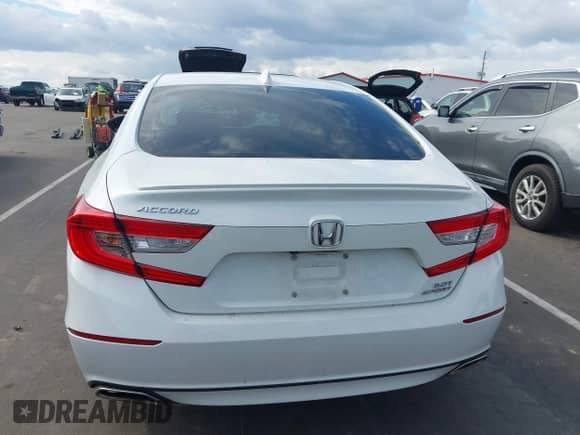 2018 Honda Accord Sport с VIN 1HGCV2F35JA045721, выставлен на аукционе IAAI как лот 43353715 с пробегом 76 055 миль миль и . История ставок и продаж доступна на DreamBid. Изображение 16.