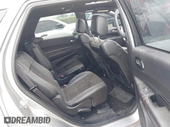 ✅ 2021 Dodge Durango R/T • VIN: 1C4SDJCT0MC697084 • Lot: 42896065. Wystawiony na IAAI z przebiegiem Nie podano. Bezpłatny archiwum sprzedaży aukcyjnych z USA i szczegółowy raport historii pojazdu na DreamBid. Zdjęcie 8.